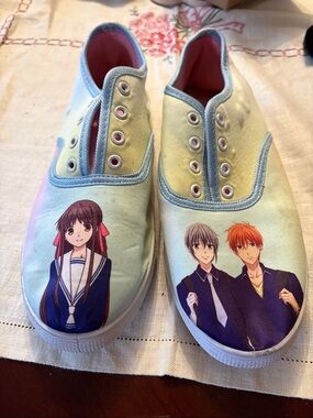 Anime Print Women's Canvas Slip-On Sneakers - Light Blue & Pink
